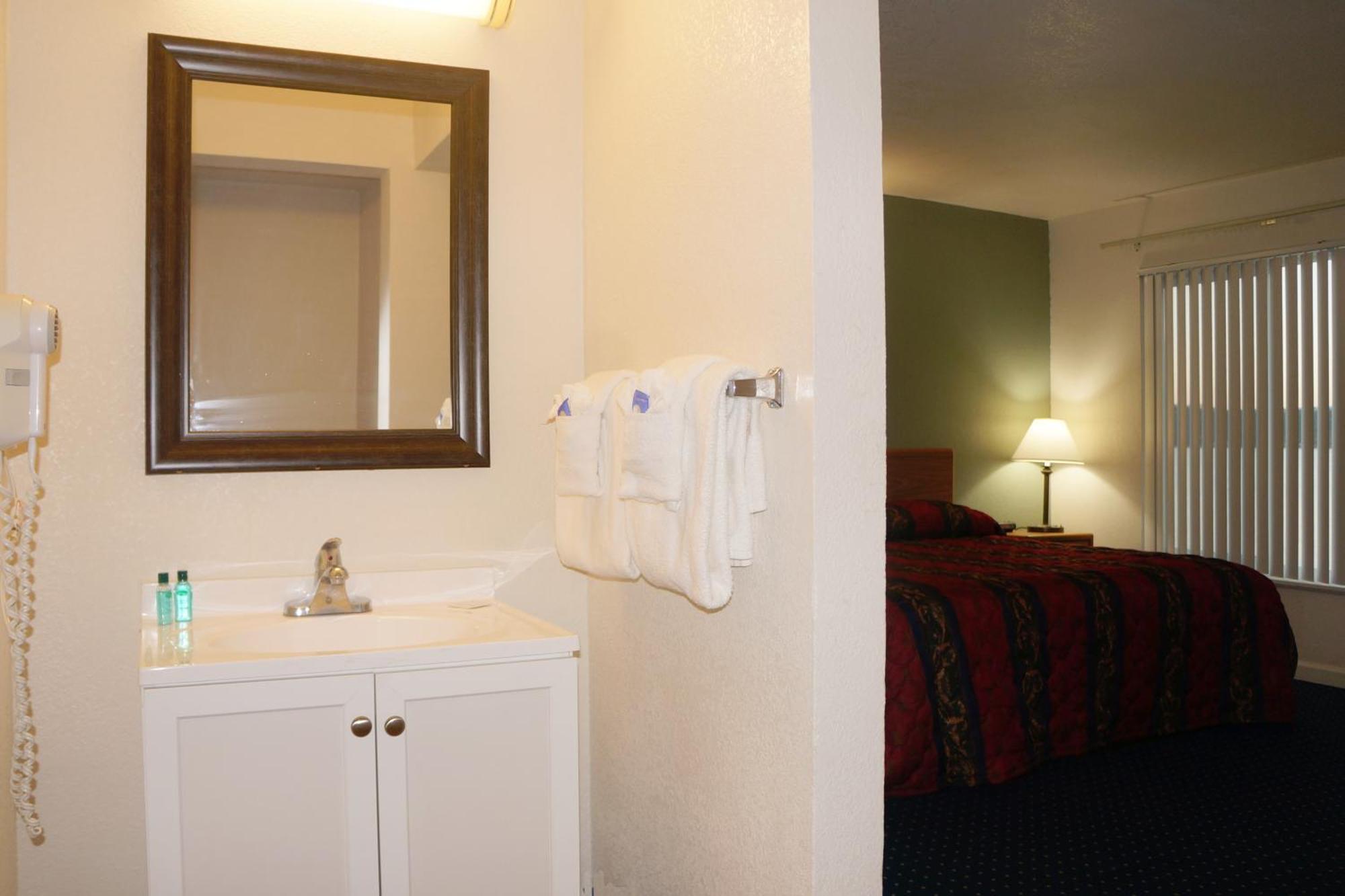 Lake Marina Inn Clearlake Oaks Phòng bức ảnh