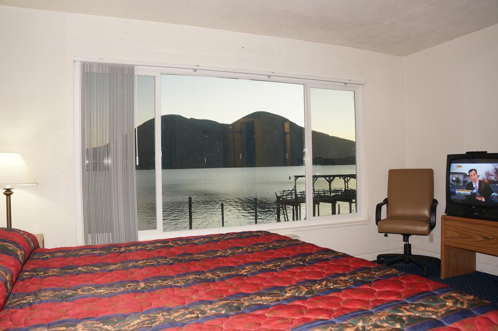 Lake Marina Inn Clearlake Oaks Phòng bức ảnh